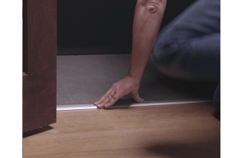 Comment poser une barre de seuil sans percer