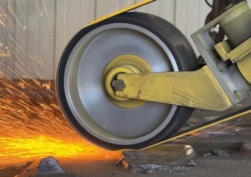 application image of belt grinding