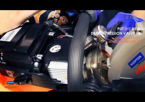 Changing the spark plug and decompression value on a Norton Clipper CP512/514