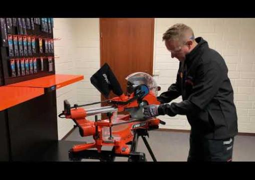 How to change the blade on the Norton Clipper CWM 254 Mitre Saw