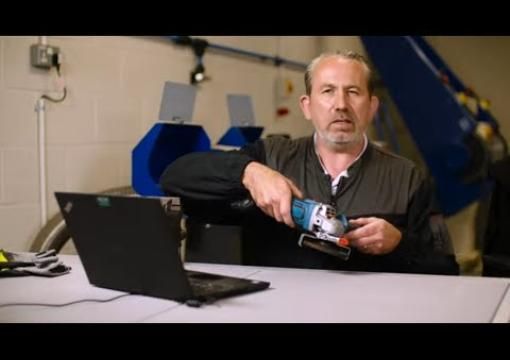 Question pour un expert : Dois-je  utiliser un carter de protection avec ma meuleuse d'angle ?