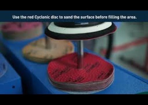 Comment réparer un pare-chocs en plastique avec le système de ponçage Cyclonic® de Norton ?