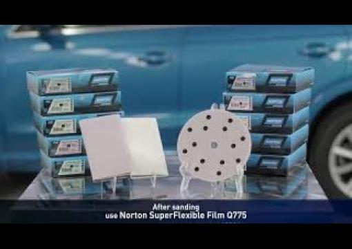 Comment réparer les rayures de carrosserie de voiture avec les abrasifs SuperFlexible Film Q775 ?