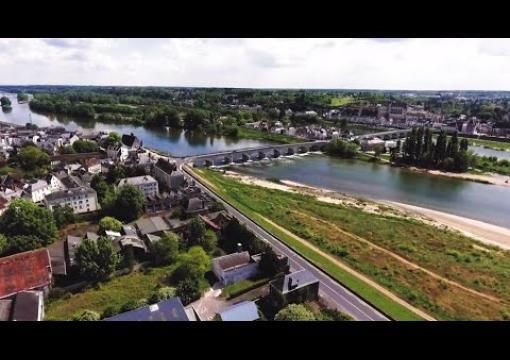 Made by Me, Inspired by Norton : Amboise, France French