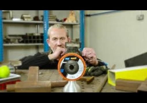 Comment décaper du métal avec le disque Norton Blaze et une meuleuse d’angle.