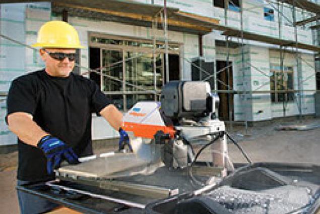 Man using a tile saw