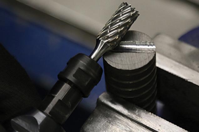 Norton’s carbide burrs offer high stock removal rates on hard-to-grind materials.