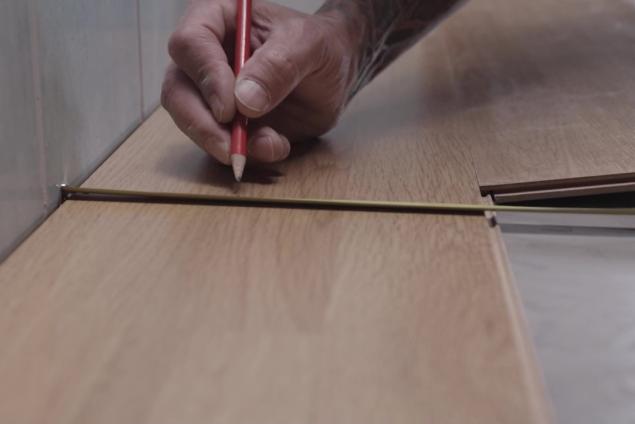 préparation de pose de parquet