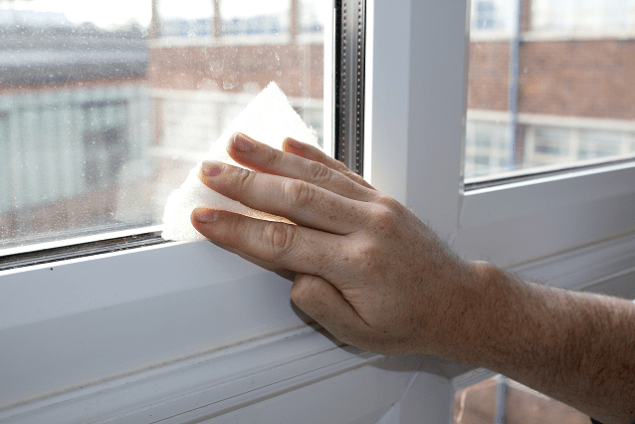 Cleaning windows