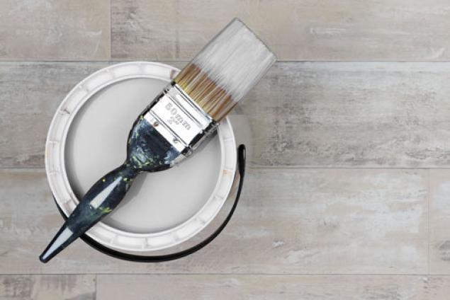 Type of paintbrush with paint