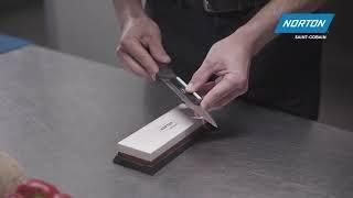 Comment utiliser le guide d'affûtage Norton en céramique pour couteau sur une pierre à aiguiser ?