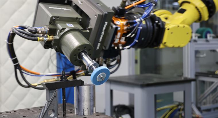 img-robotic-arm-non-woven