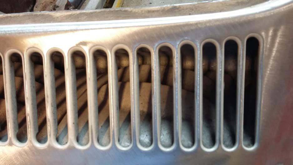 paint stripped from vw beetle grill