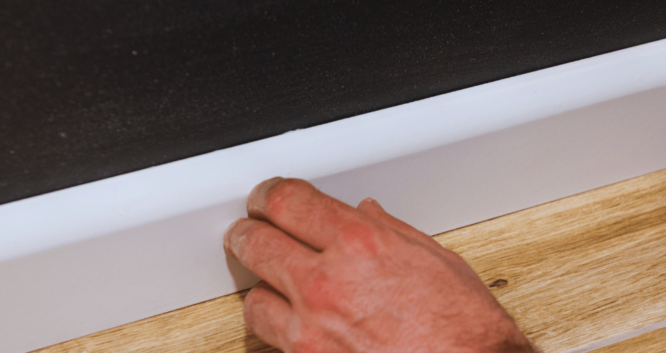 skirting board