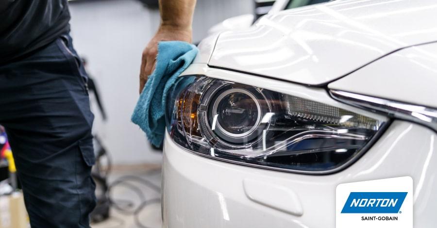 pulir faros de autos y mejorar la visibilidad nocturna