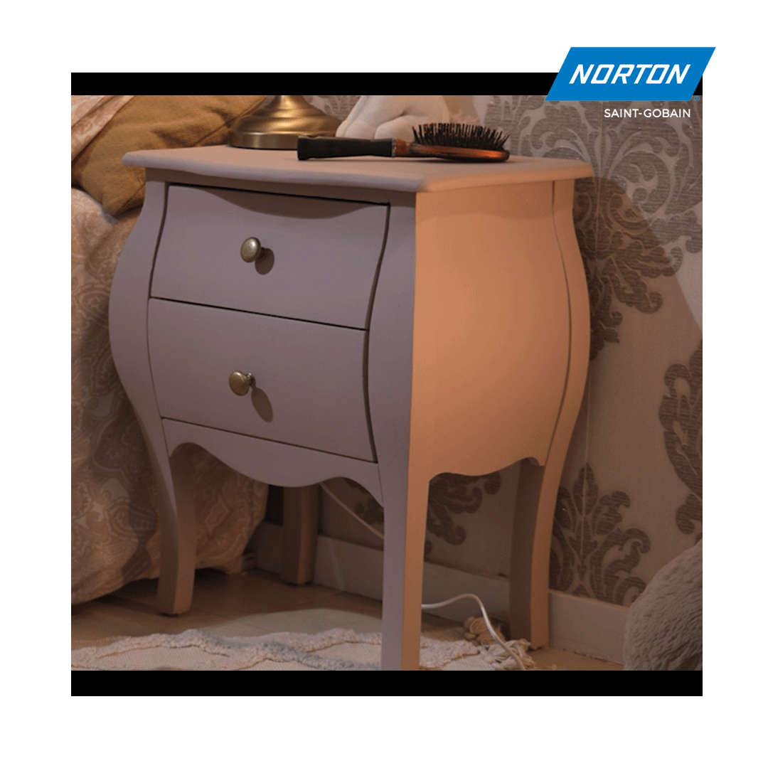 Table de chevet renovation - après