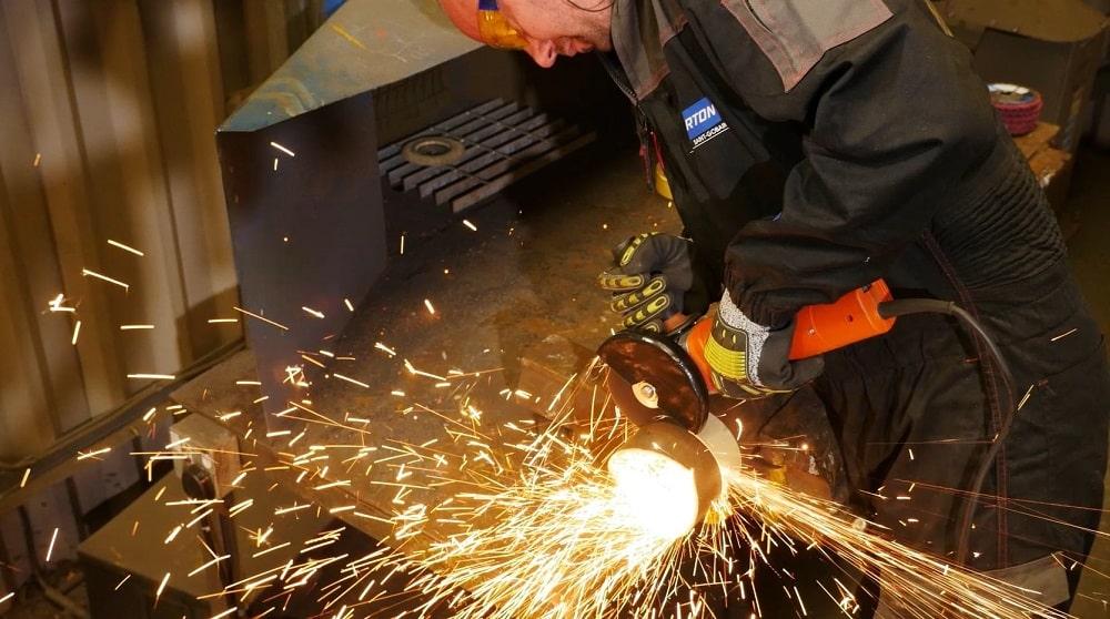 air hole pipe cutting